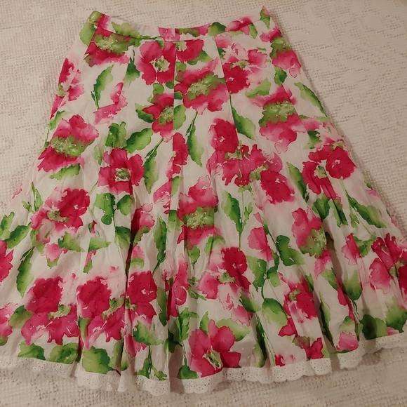 dressbarn Dresses & Skirts - Dressbarn Floral Skirt - Pink and Green Size 6